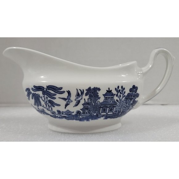 Churchill Blue Willow Gravy Boat, Made in England - Picture 1 of 8